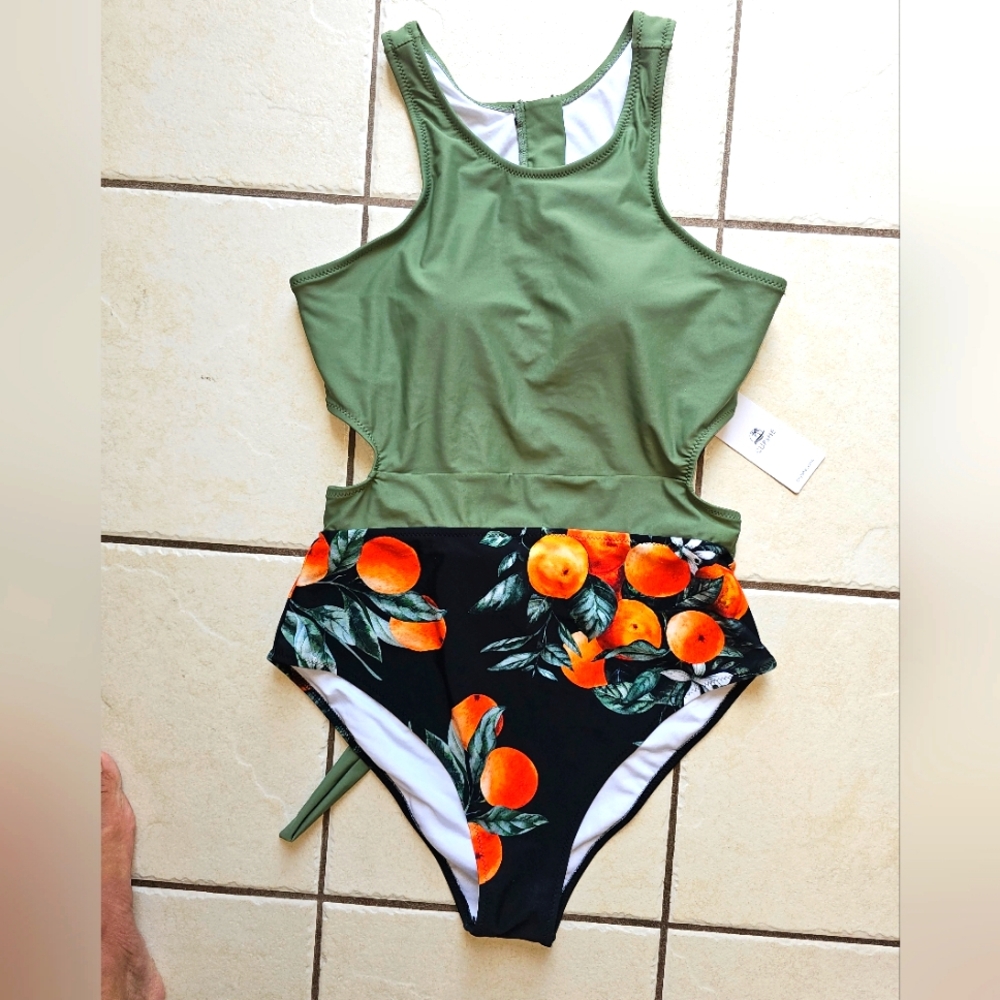 NWT XXL Monokini swimsuit